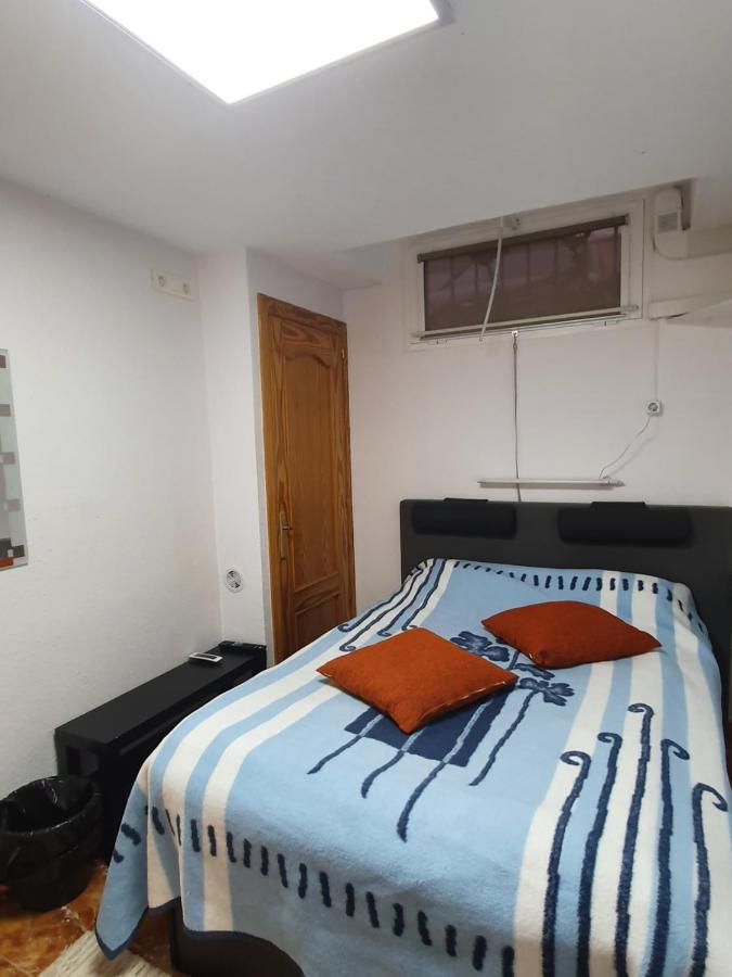 Cozy Rooms In Terraced House フエンヒロラ エクステリア 写真