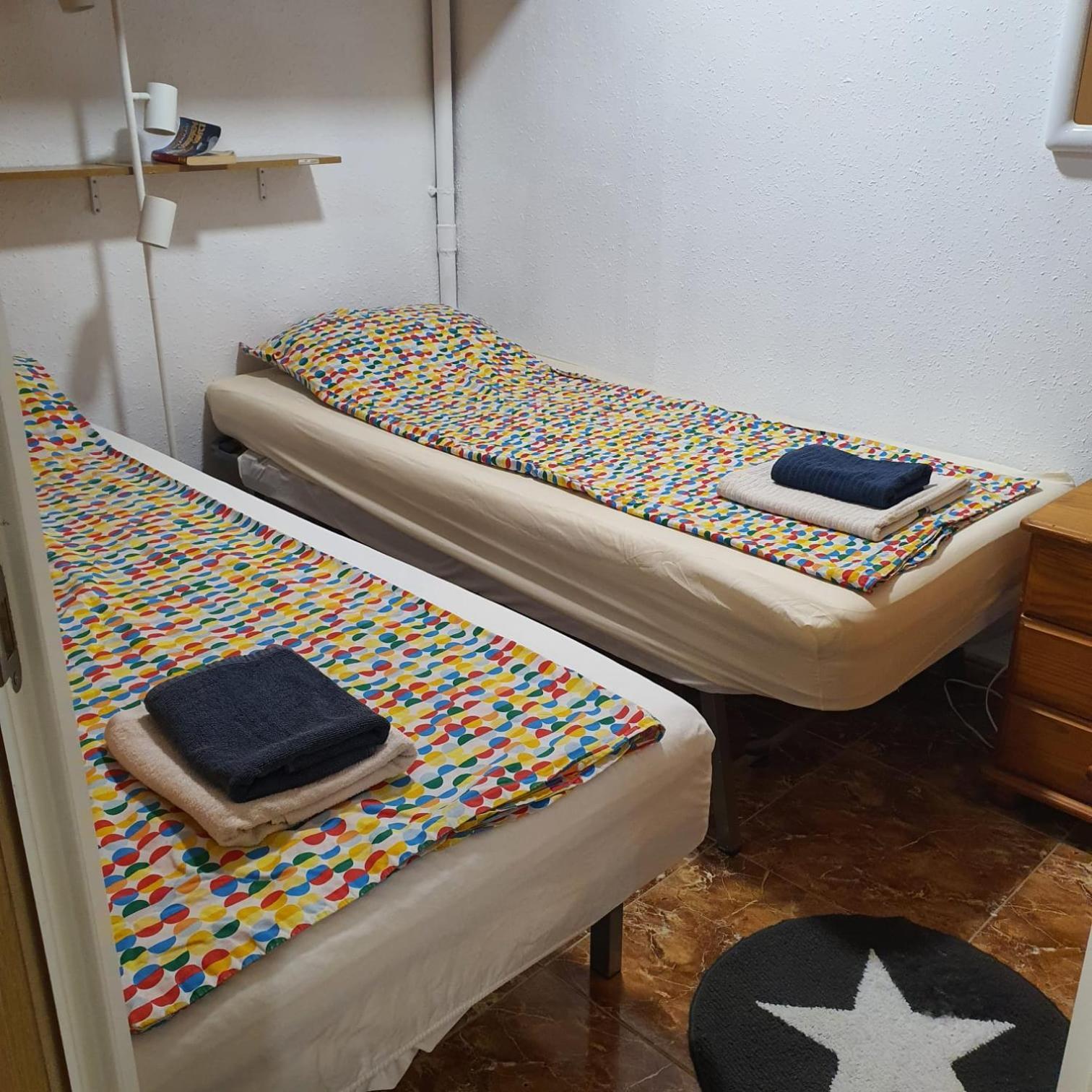 Cozy Rooms In Terraced House フエンヒロラ エクステリア 写真