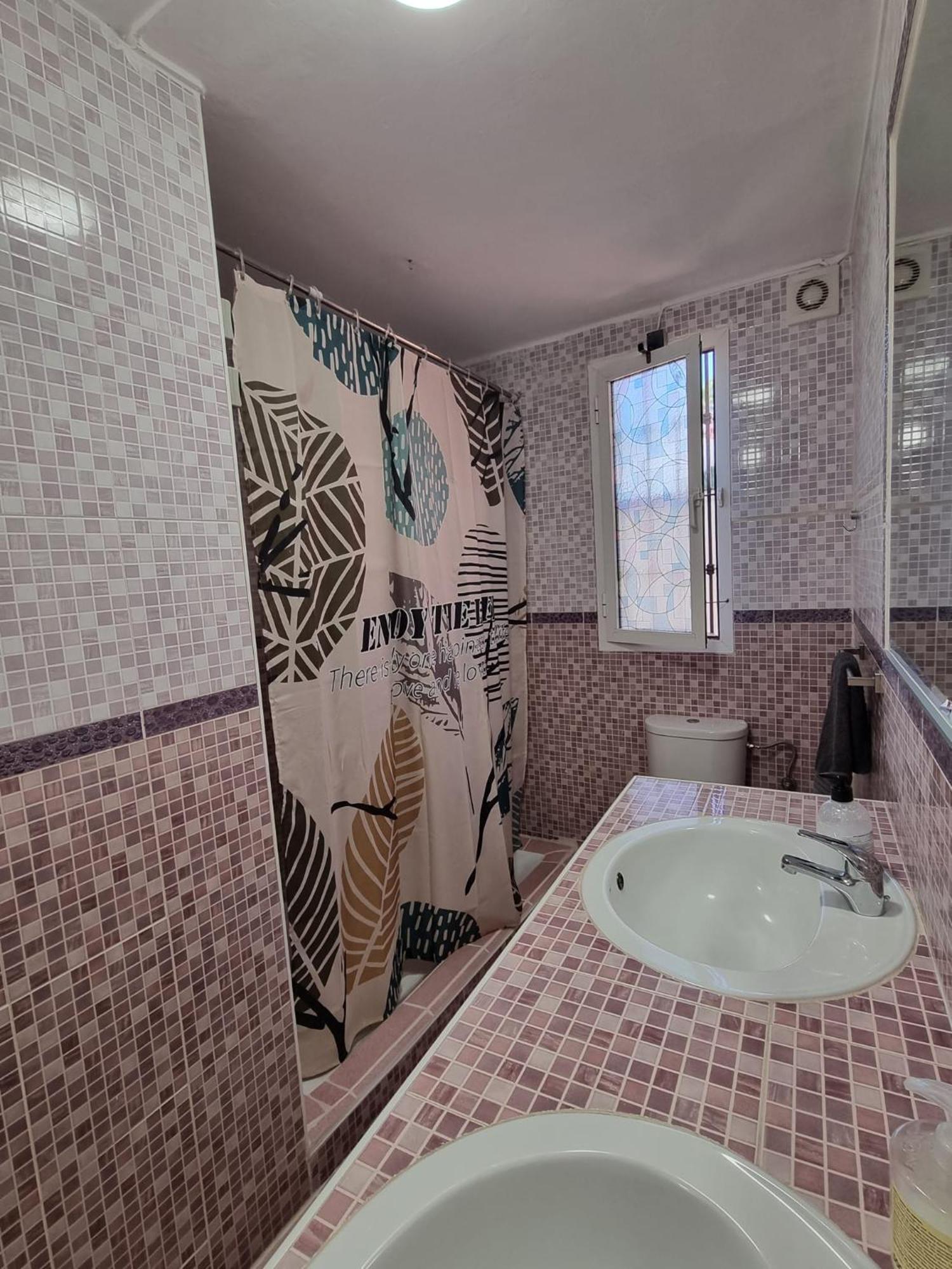 Cozy Rooms In Terraced House フエンヒロラ エクステリア 写真