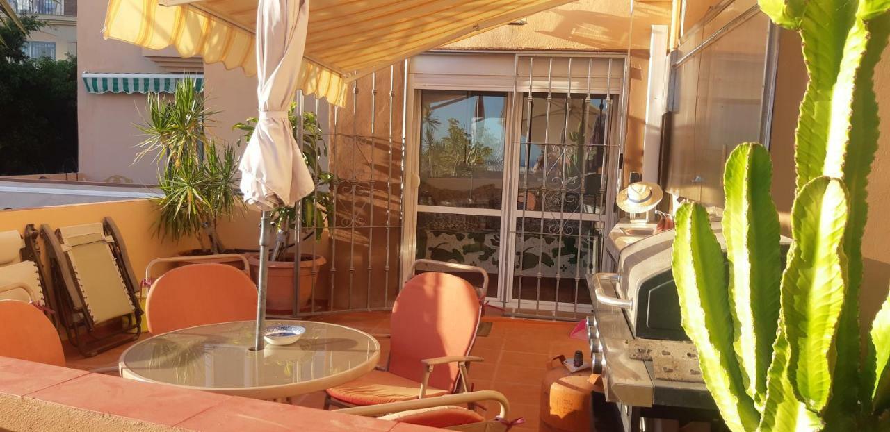 Cozy Rooms In Terraced House フエンヒロラ エクステリア 写真